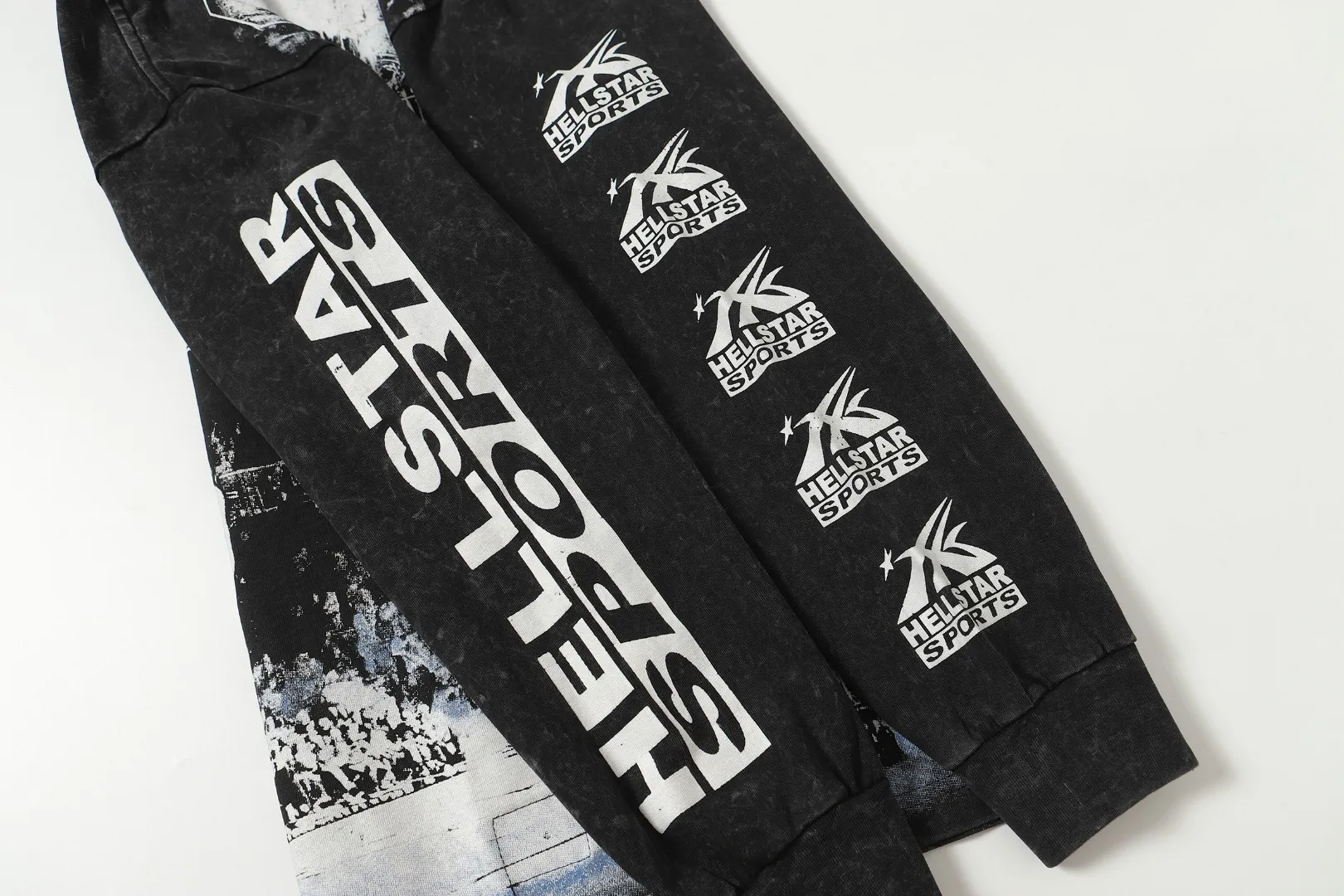 H 9101# Black I P85 In Stock Hellstar / T （fabric): 26 300 Sizes（size）：S-M- L- X L （colour）： Black